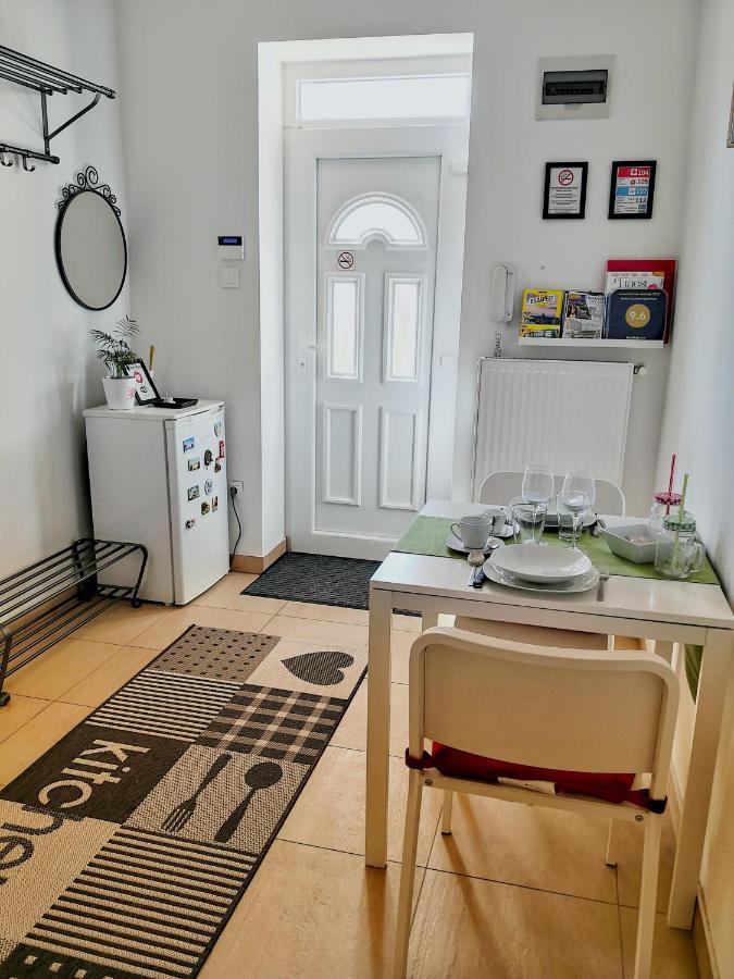 Green Garden Apartman Apartment บูดาเปสต์ ภายนอก รูปภาพ